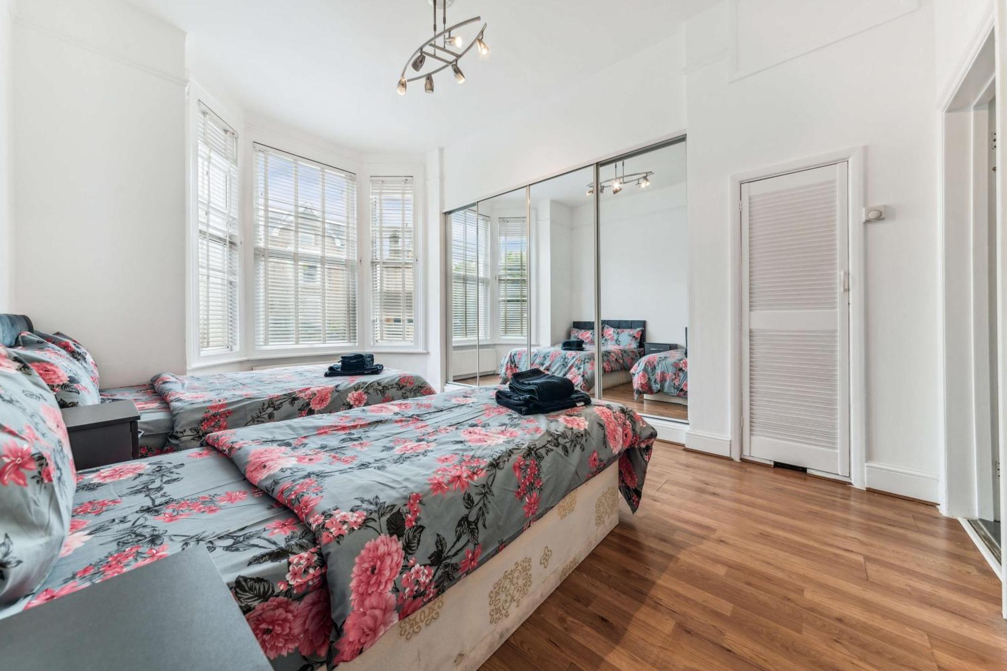 Cozy Wimbledon Apartment Londra Esterno foto